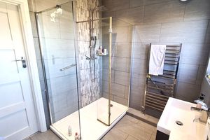 Bathroom- click for photo gallery